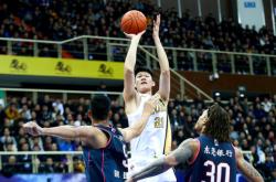 关于广东队继续保持无敌战绩，取得胜利的信息