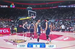 人队完胜对手，成功晋级东部半决赛的简单介绍