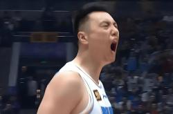 篮球激战再度上演，逆转成为常态