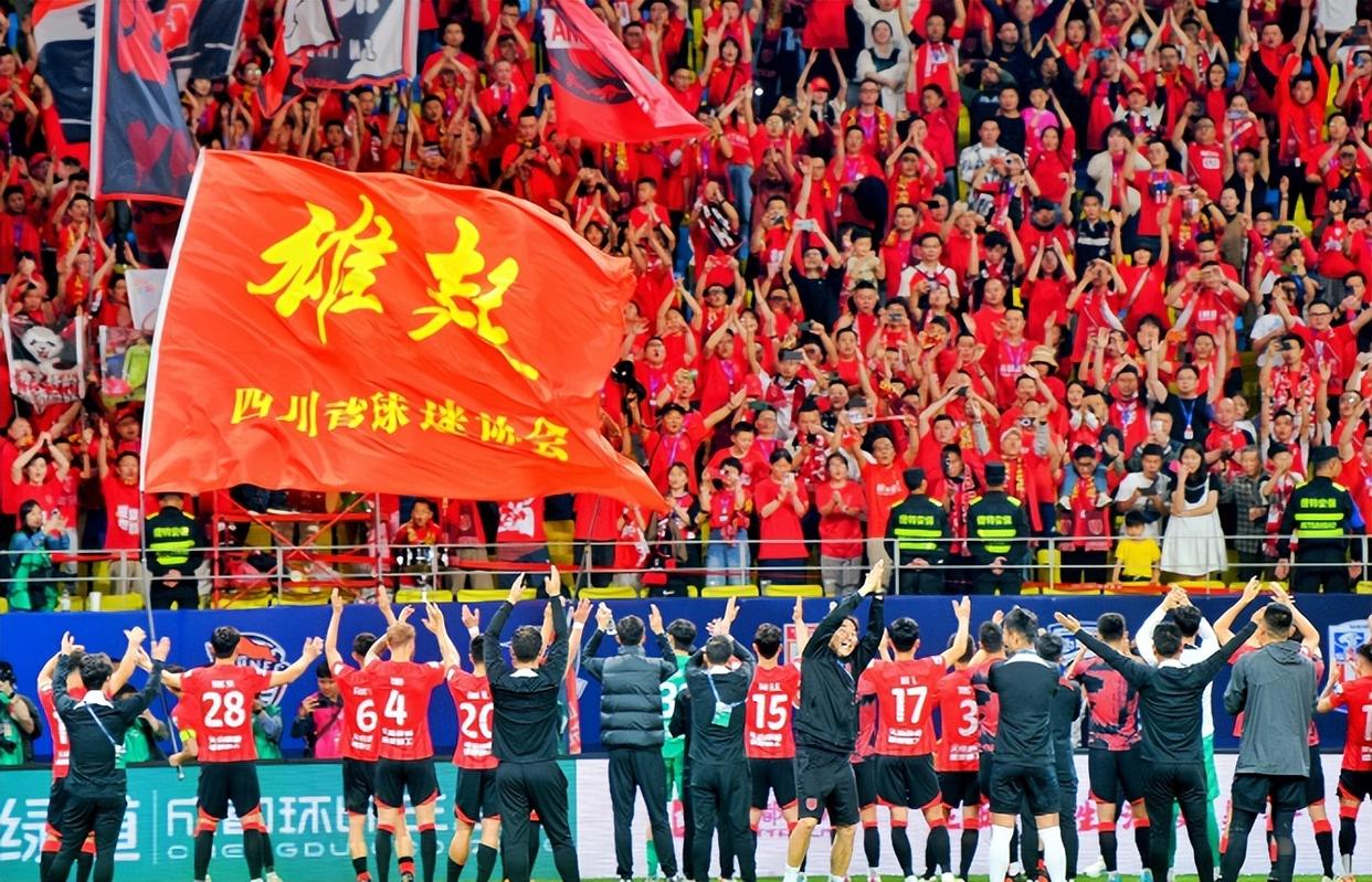 包含激动人心！中超比赛场面反转惊呆球迷的词条