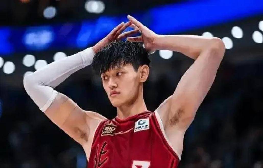 新秀球员表现亮眼，彰显实力