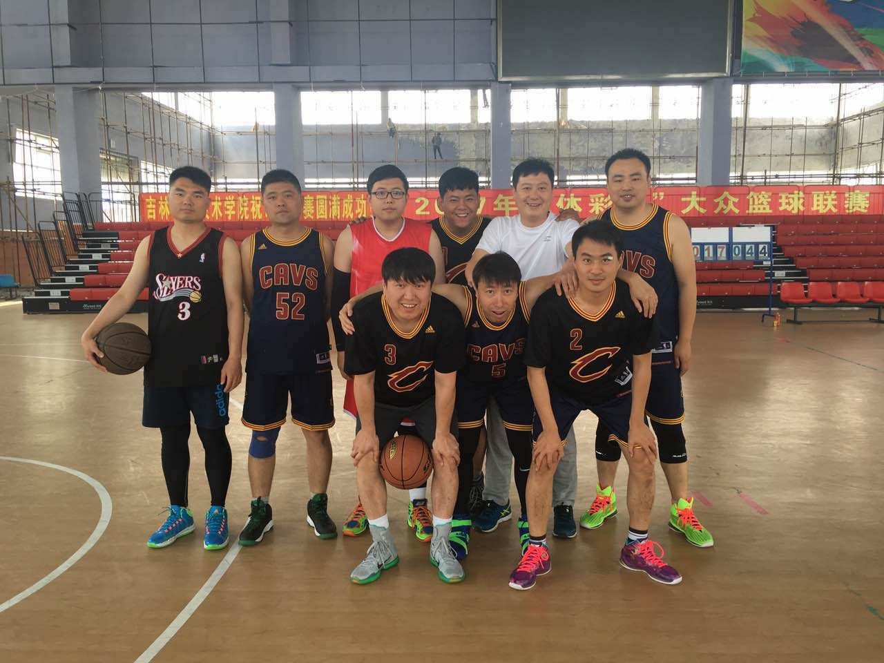 包含肯尼亚篮球协会发起全国篮球普及计划的词条