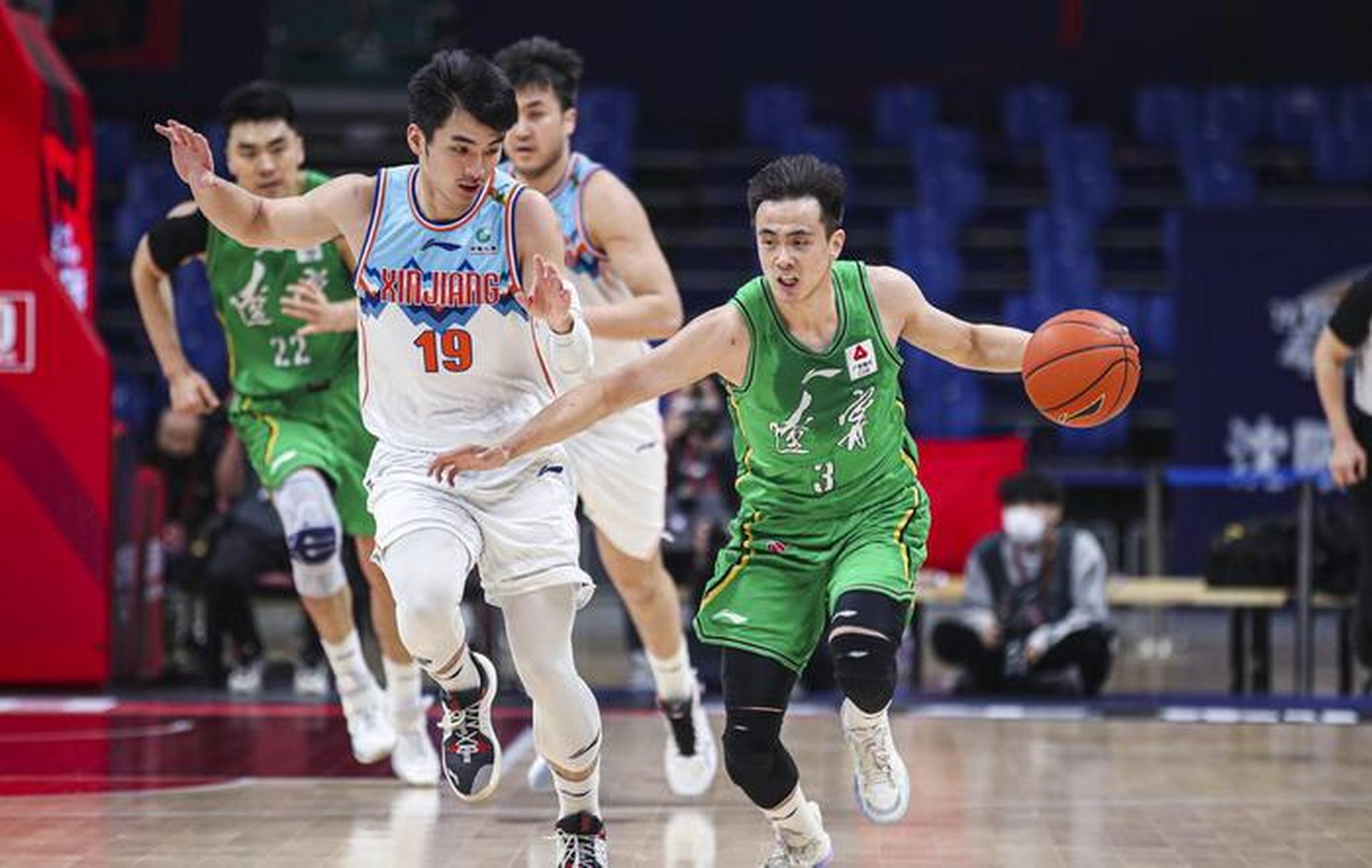 关于亚洲篮球俱乐部联赛蓄势待发，球员积极备战的信息