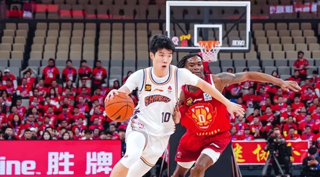 包含上海队客场力克福建，连胜态势不减的词条