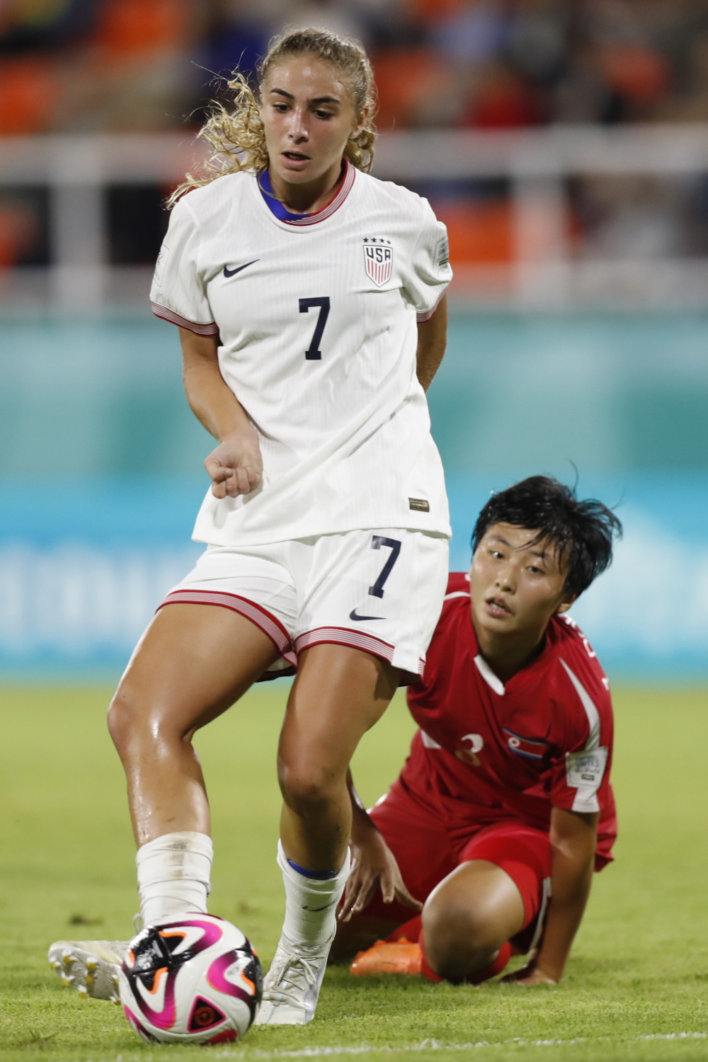 多米尼加女足在国际赛事中获胜
