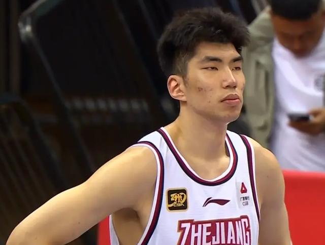 包含青岛球队大胜天津，一鸣惊人壮志凌云的词条