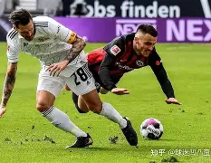 拜仁错失单刀球，维尼修斯门将神勇扑救成最大功臣！